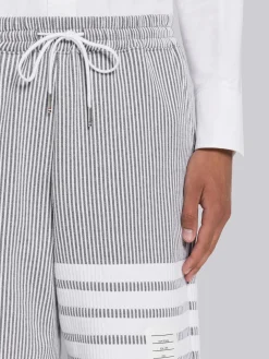 THOM BROWNE Shorts<BERMUDA SWEATSHORTS IN SEERSUCKER LOOPB Bianco, Grigio