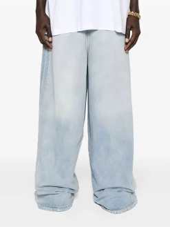 VETEMENTS. Jeans<JEANS DESTROYED Blu
