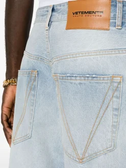 VETEMENTS. Jeans<JEANS DESTROYED Blu