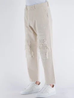 DESMORE Pantaloni<PANTALONE DSMR CHINO DESTROYED Beige