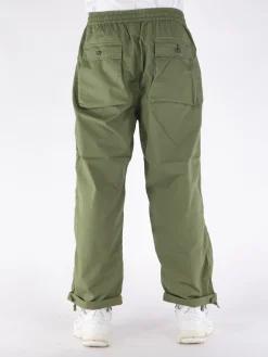 UNIVERSAL WORKS Pantaloni<PANTALONE PARACHUTE Verde