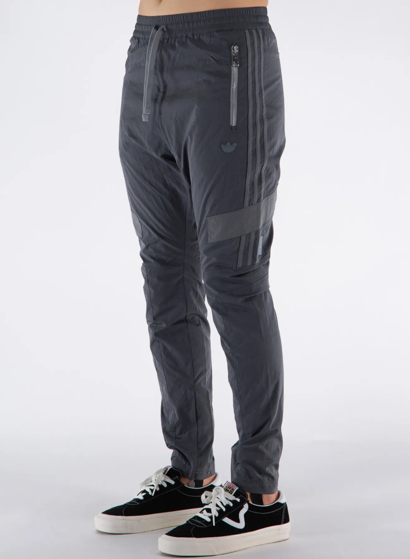 ADIDAS Pantaloni<PANTALONE TRACK PANTS BLUE VERSION SILVER Grigio