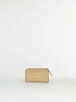 MARC JACOBS. Portafogli<PORTAFOGLIO THE LEATHER TOP ZIP Beige