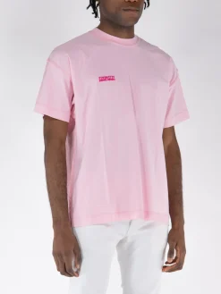 VETEMENTS. T-Shirt<T-SHIRT INSIDE-OUT EMBROIDERED LOGO Rosa