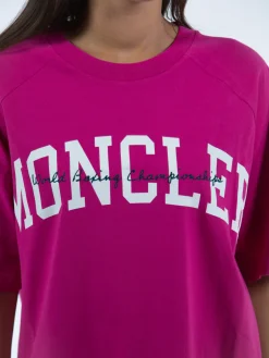 MONCLER T-Shirt<T-SHIRT LOGO CURVO Bianco, Fuxia